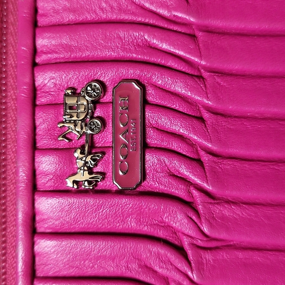 COACH Pink Wallet Wristlet - Picture 5 of 8